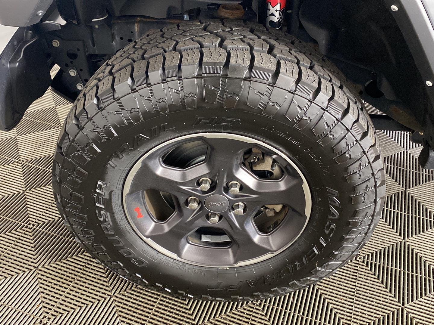 Used 2022 Black Clearcoat Jeep Rubicon image 11