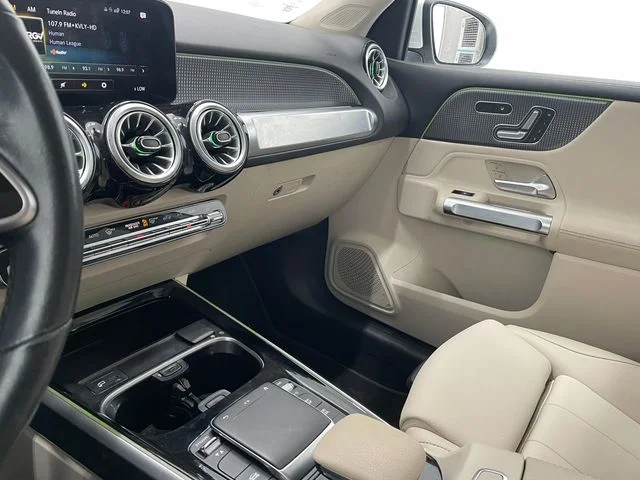 Certified Used 2022 Polar White Mercedes-Benz GLB 250 image 36