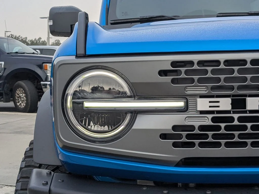 New 2025 Velocity Blue Metallic Ford Badlands image 9