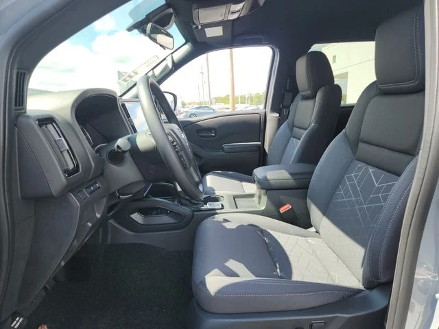 New 2026 Boulder Gray Pearl Nissan Crew Cab SV image 9