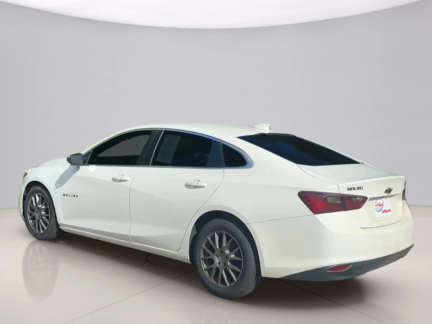 Used 2016 White Chevrolet 1LT image 3