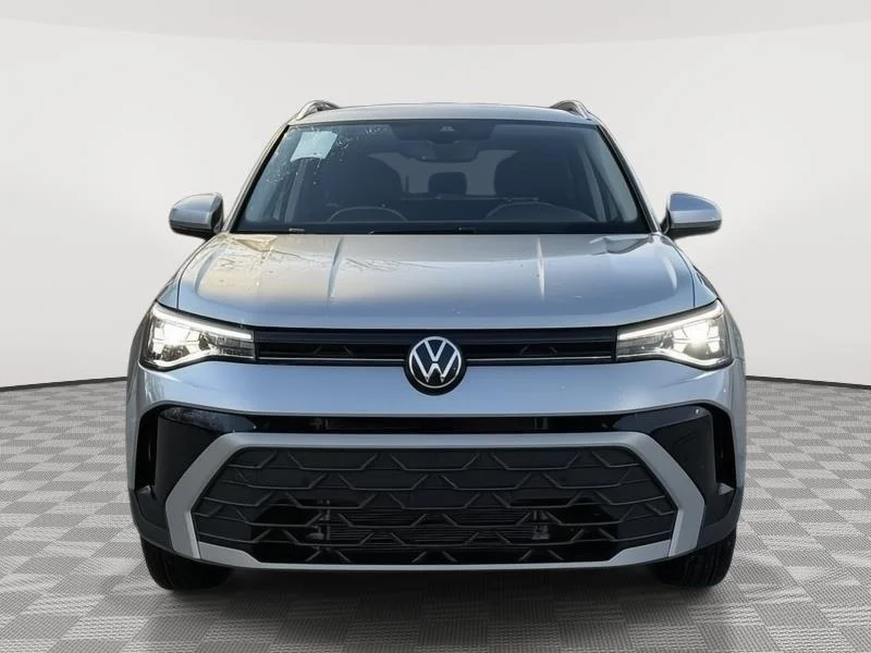 New 2026 Pyrite Silver Metallic Volkswagen SE image 8