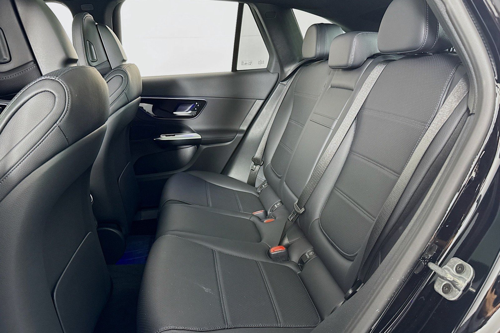 New 2026 Black Mercedes-Benz GLC 300 4MATIC® SUV image 7