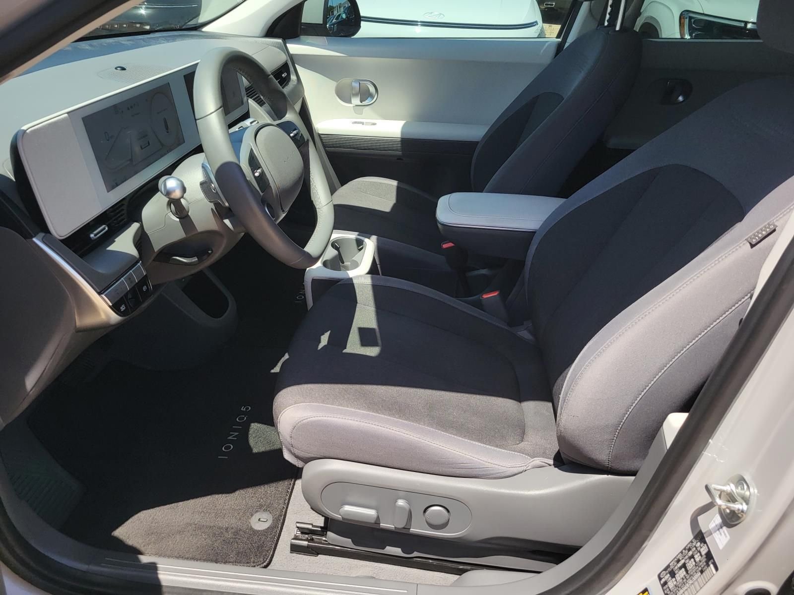 Certified Used 2024 Cyber Gray Hyundai SE image 18