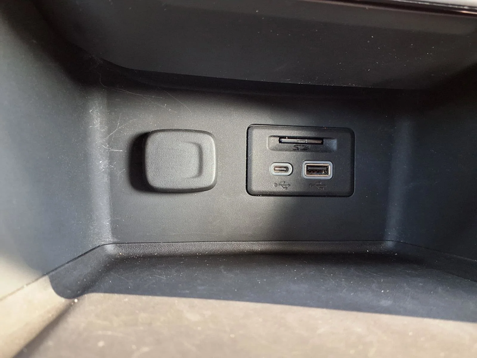 2023 GMC Acadia SLT - Photo 11