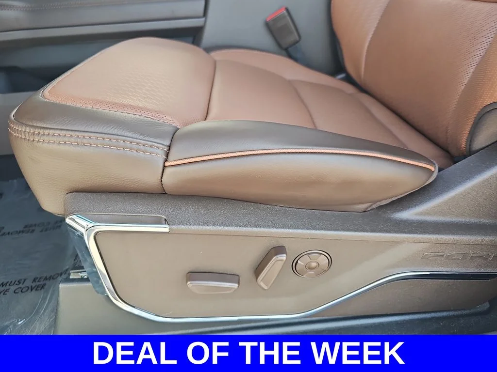 New 2026 Star White Metallic Tri-Coat Ford F-250® King Ranch® image 29