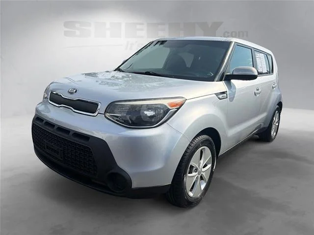 Used 2015 Bright Silver Kia  image 15