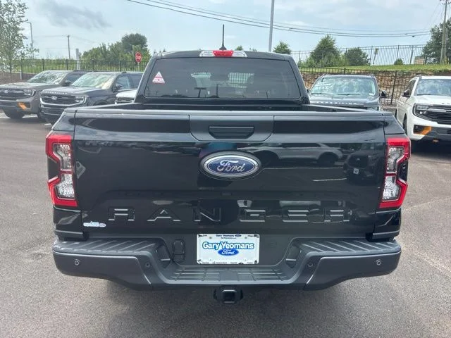 New 2026 Shadow Black Ford XLT image 5