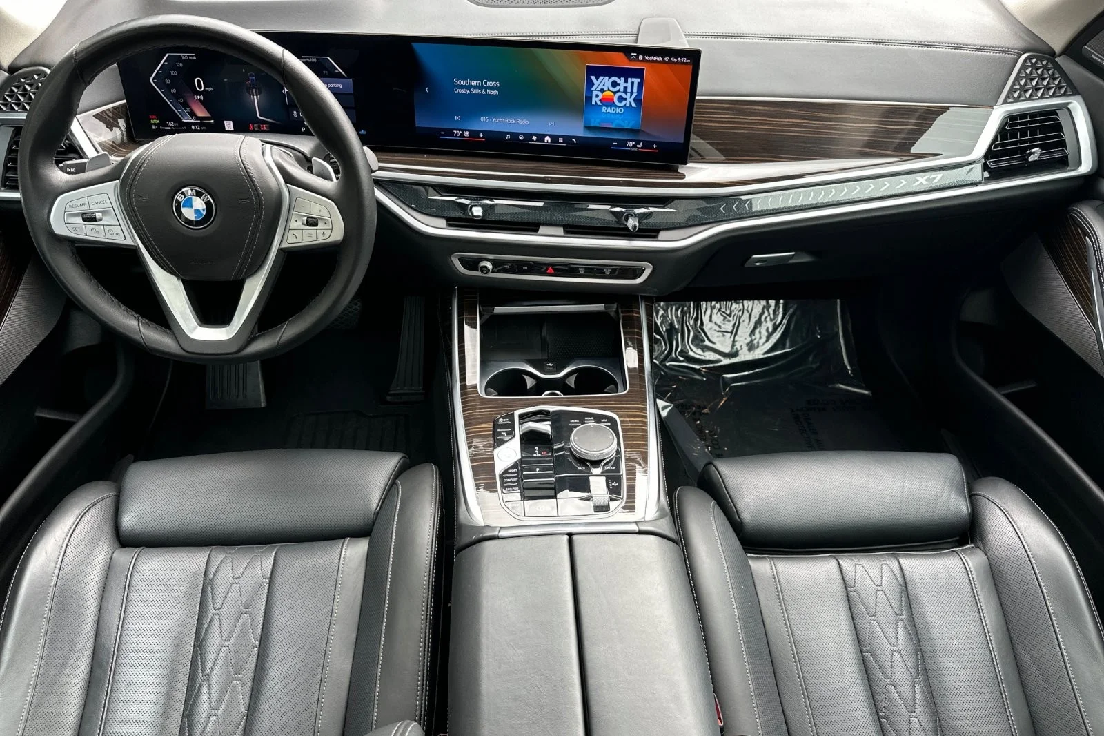 Used 2026 Black Sapphire Metallic BMW xDrive40i image 12