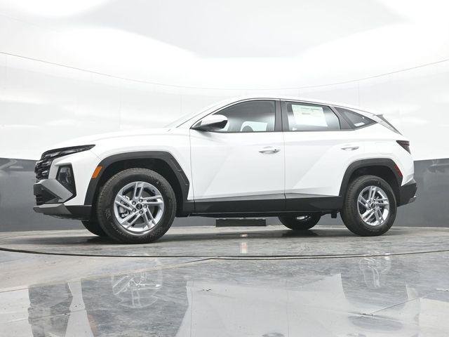 New 2026 White Hyundai SE AWD image 21