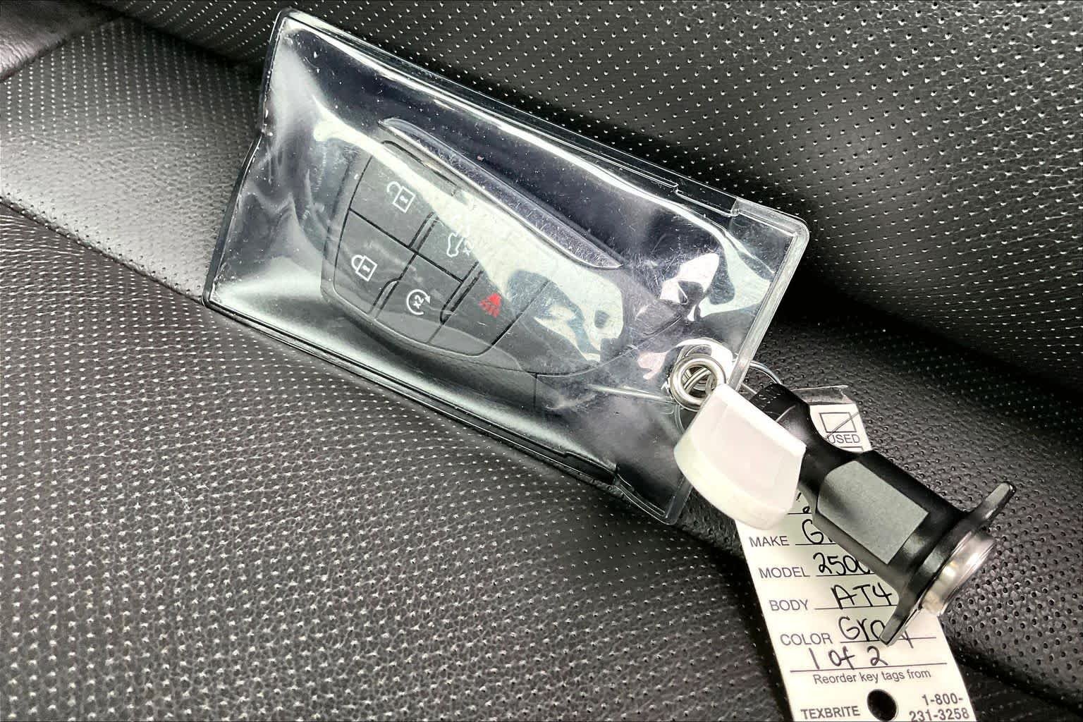 Used 2025 Titanium Rush Metallic GMC AT4 image 15