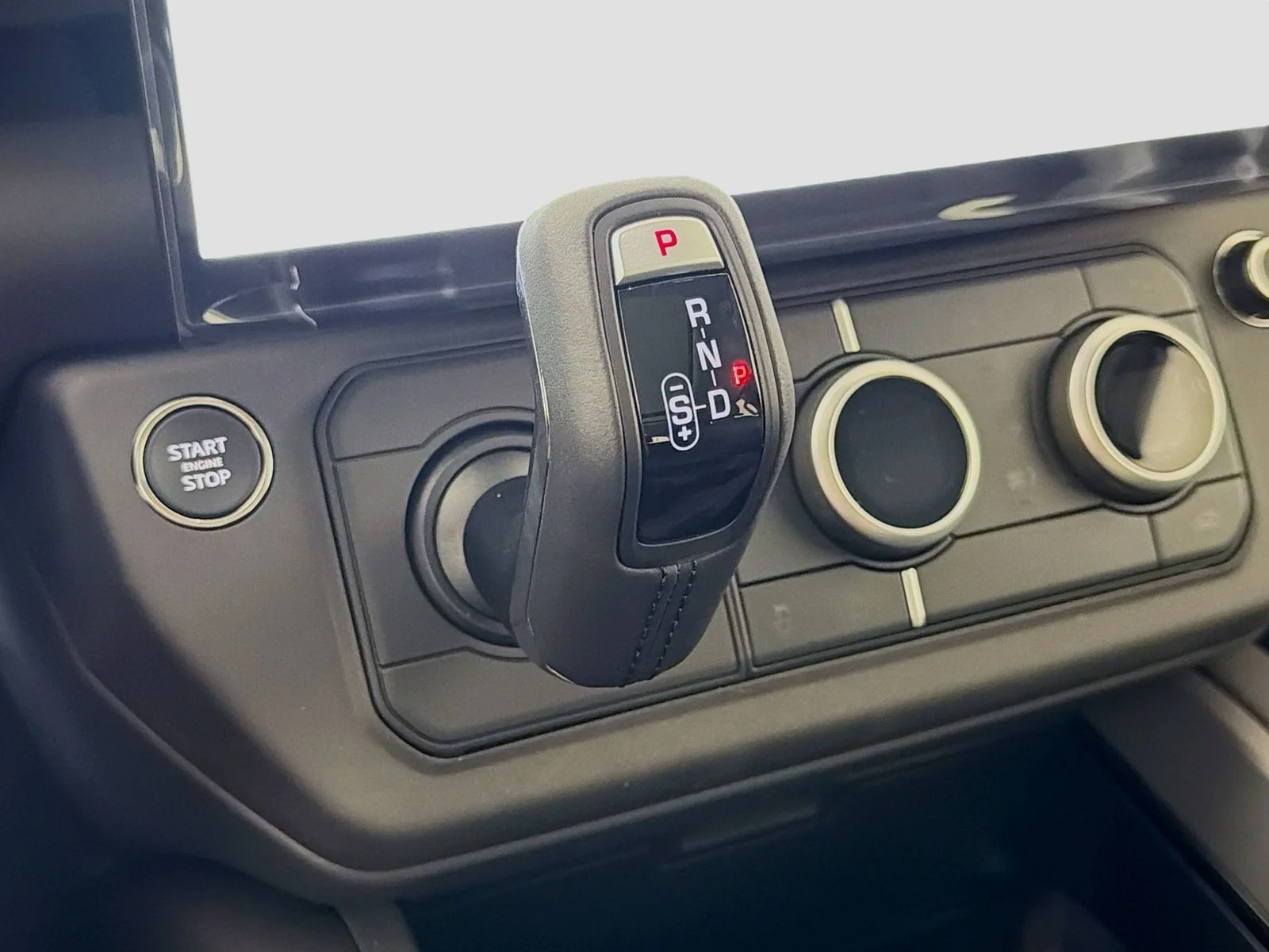 New 2026 Fuji White Land Rover S image 16