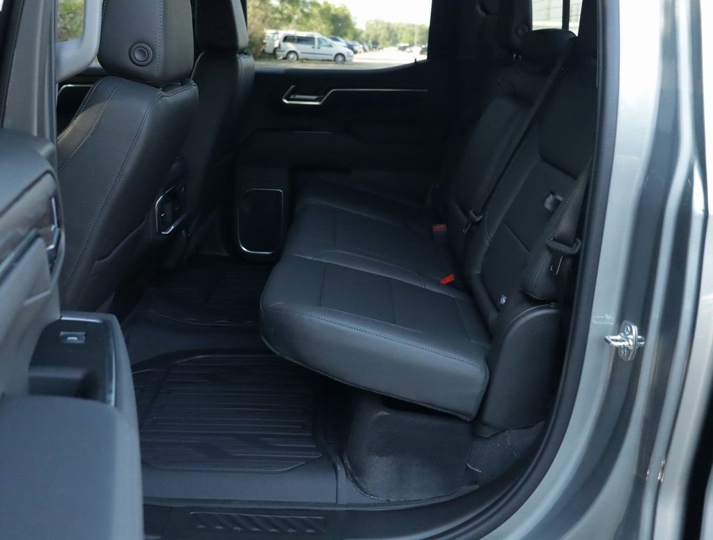 2026 GMC Sierra 1500 SLT - Photo 28