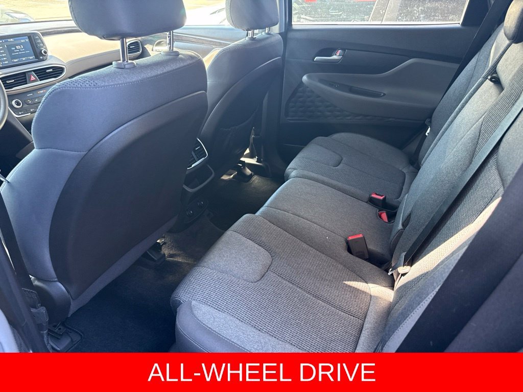 Used 2020 Gray Hyundai SE image 9