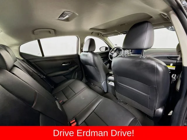 Used 2025 Black Nissan SR image 29