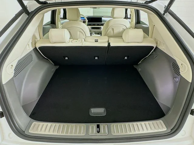 New 2026 Genesis GV60 Base