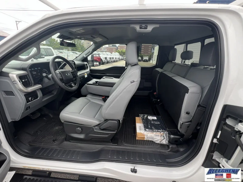 New 2026 Oxford White Ford F-550® XL image 14