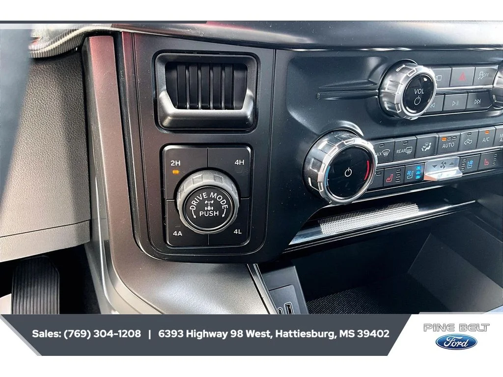 New 2026 Carbonized Gray Metallic Ford Lariat® image 23