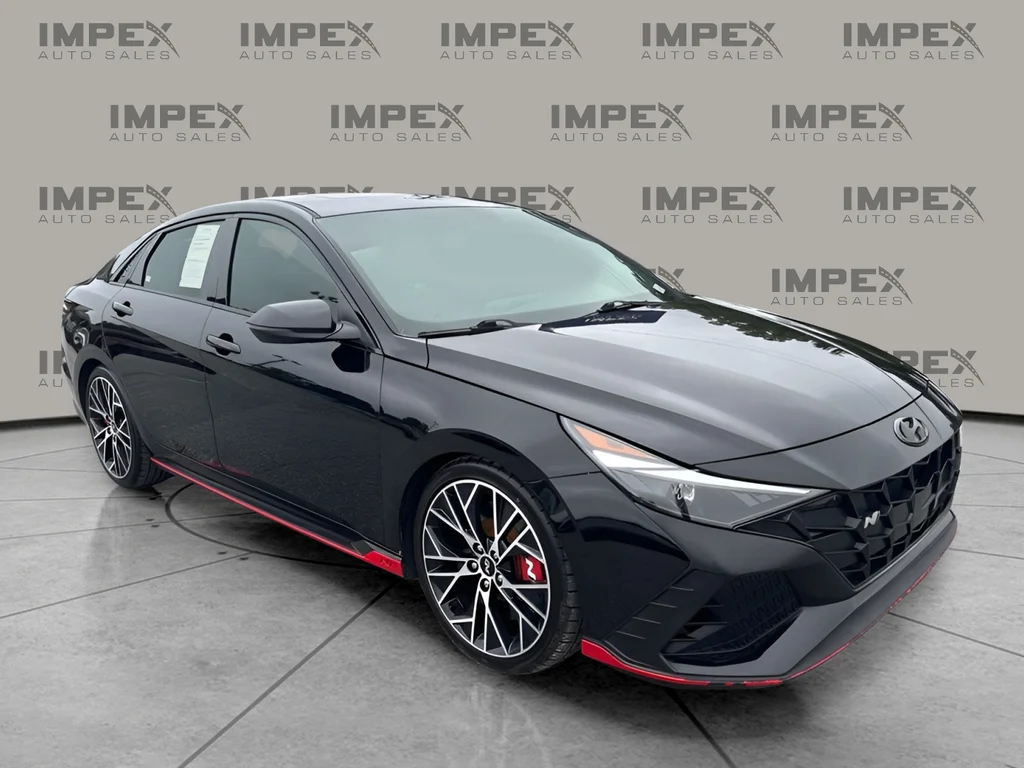 Used 2022 Black Hyundai Base image 4