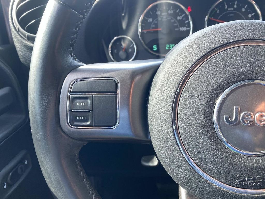 Certified Used 2018 Billet Silver Metallic Jeep Unlimited Altitude image 32