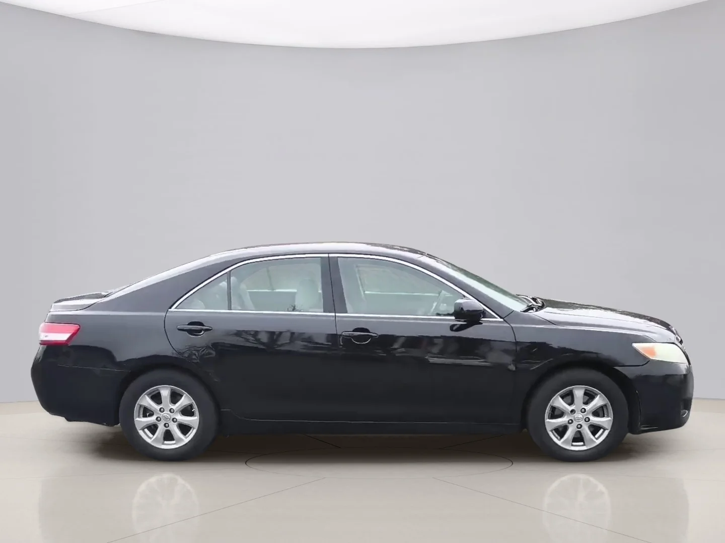 Used 2011 Black Toyota SE image 4