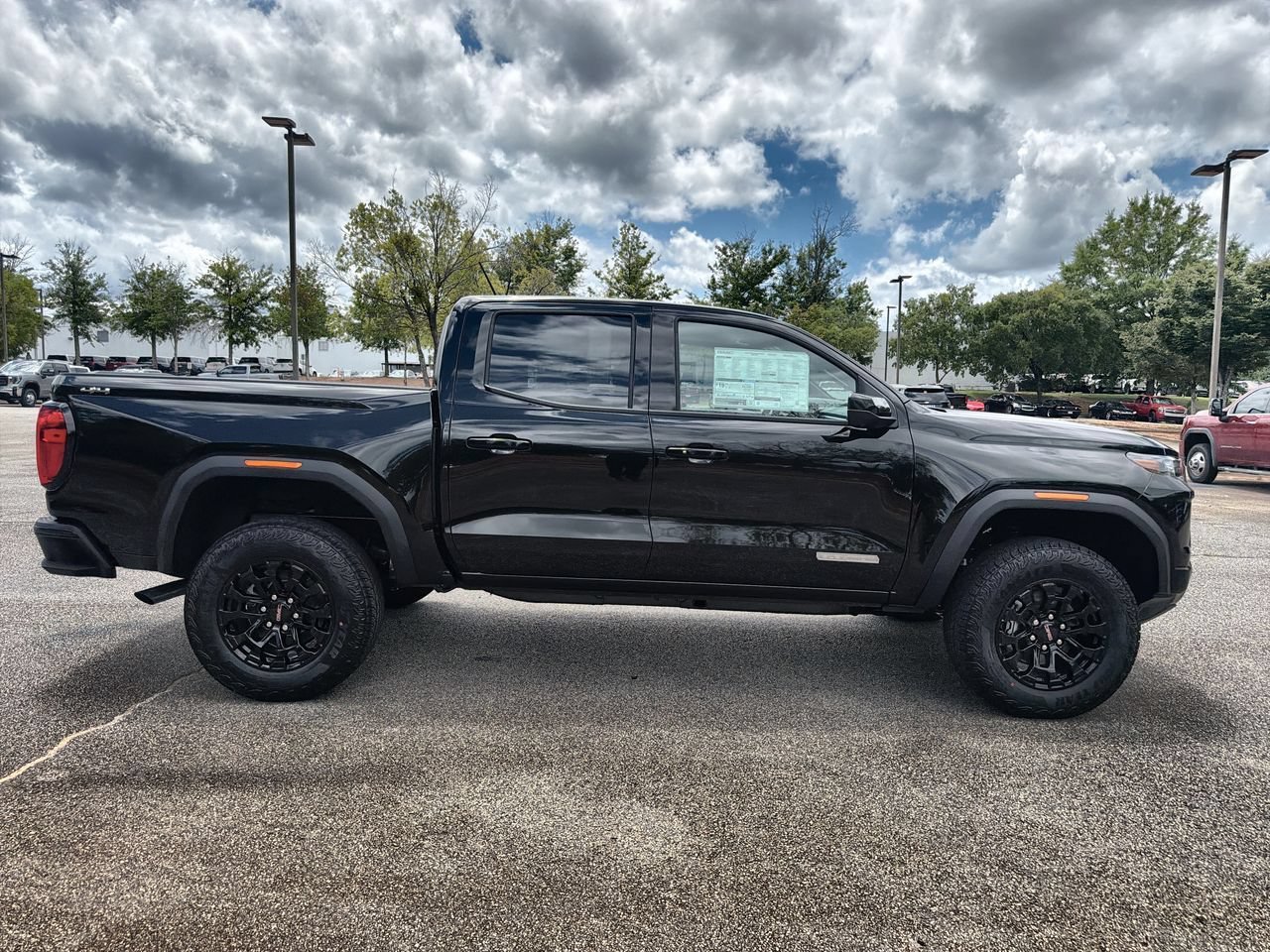 New 2026 Onyx Black GMC Elevation image 9