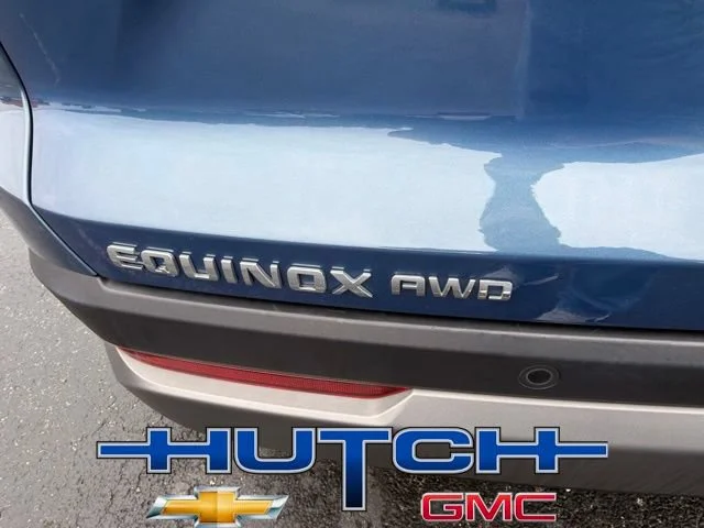 Used 2026 Lakeshore Blue Metallic Chevrolet LT image 13