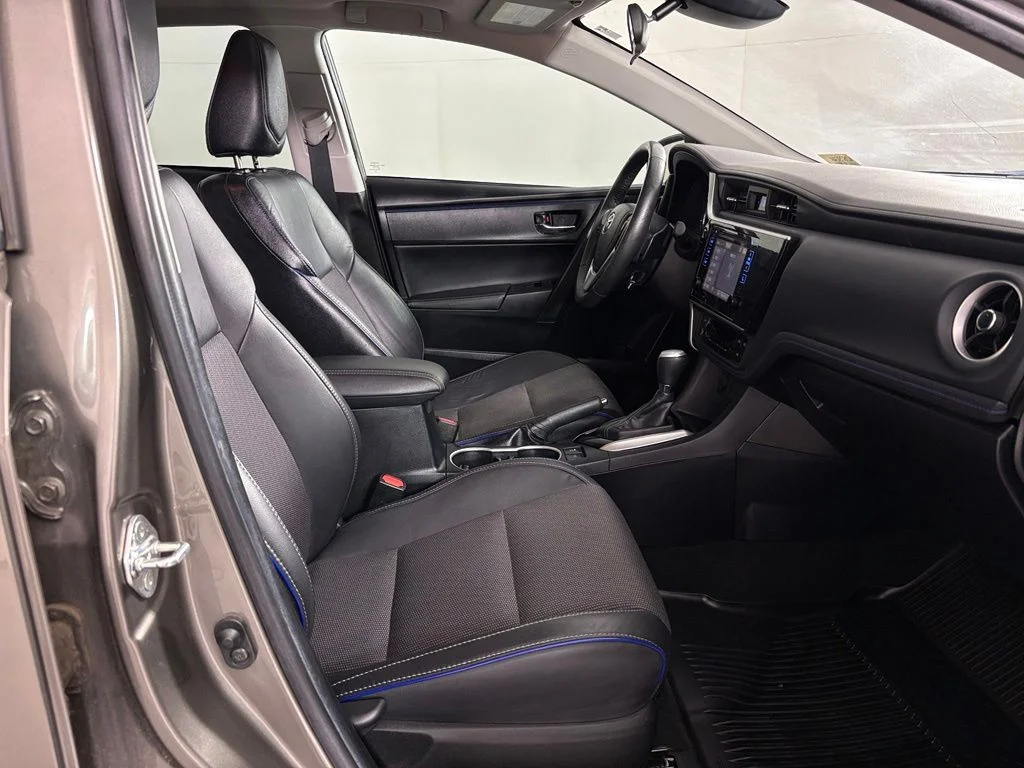 Used 2018 Gray Toyota SE image 39