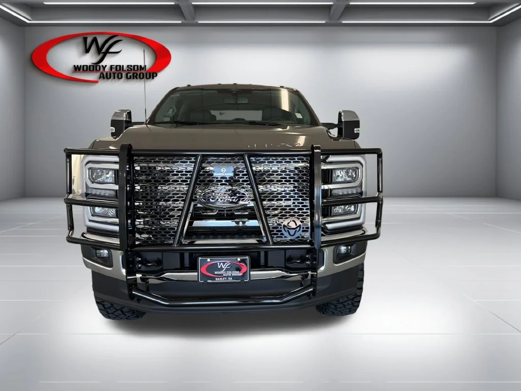 New 2027 Gray Ford Lariat image 2