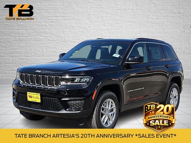 2026 Jeep Grand Cherokee Laredo
