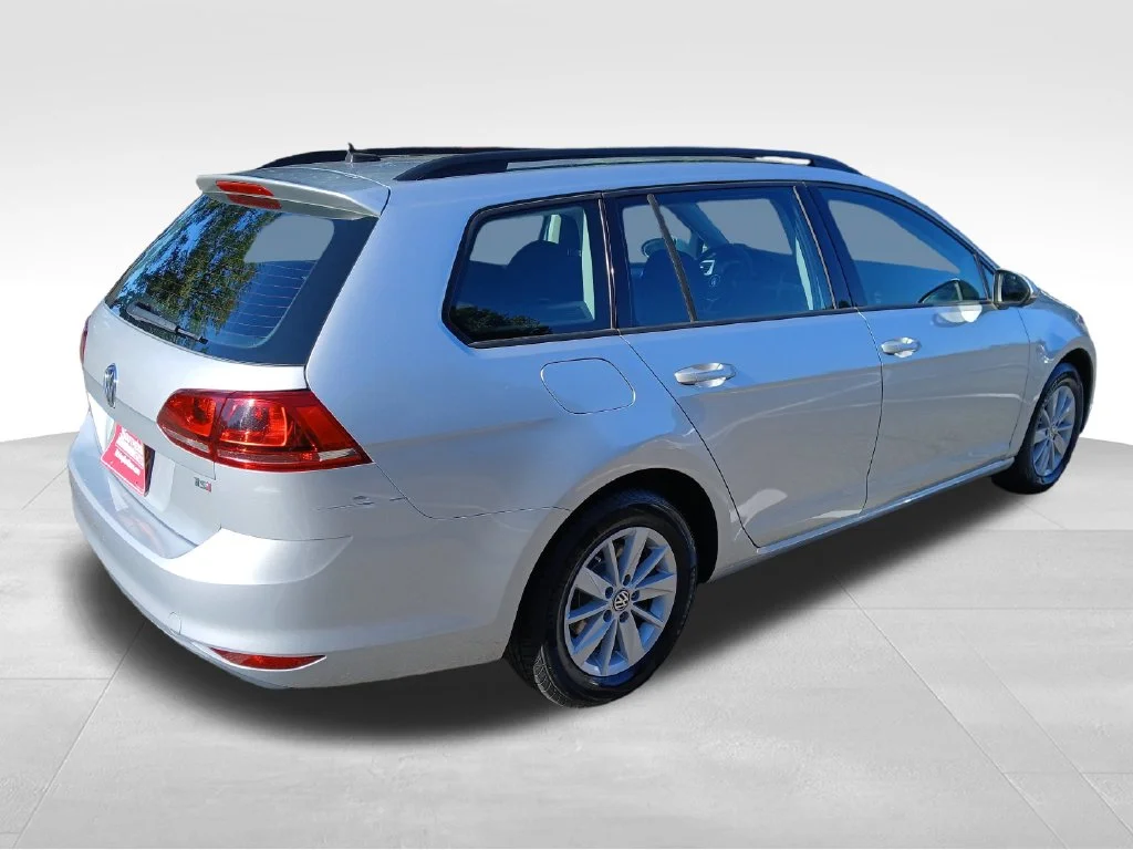 Used 2017 Silver Volkswagen S image 11