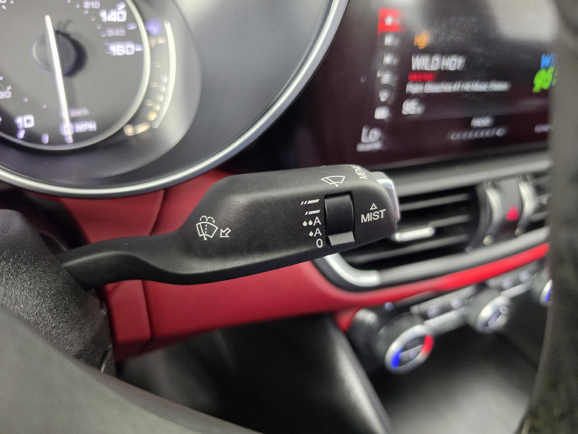 2017 Alfa Romeo Giulia Base - Photo 13