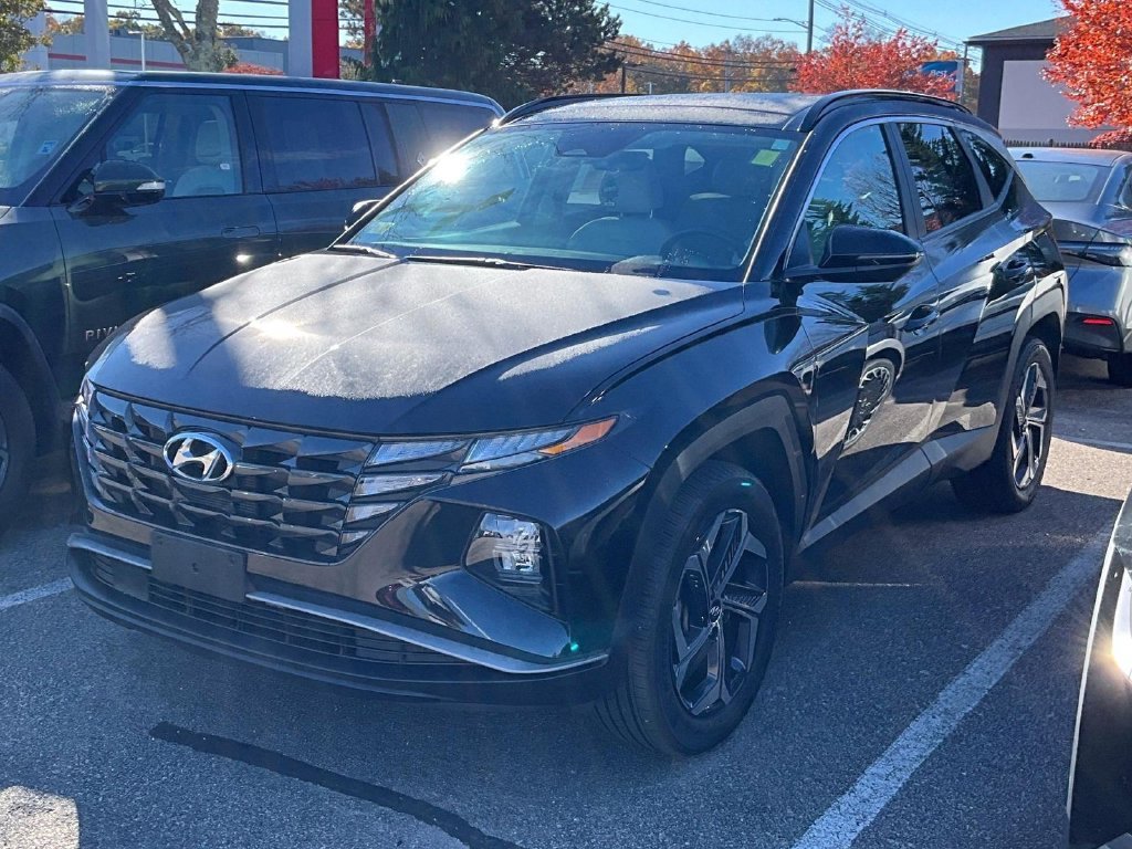 Used 2024 Black Hyundai SEL Convenience image 3