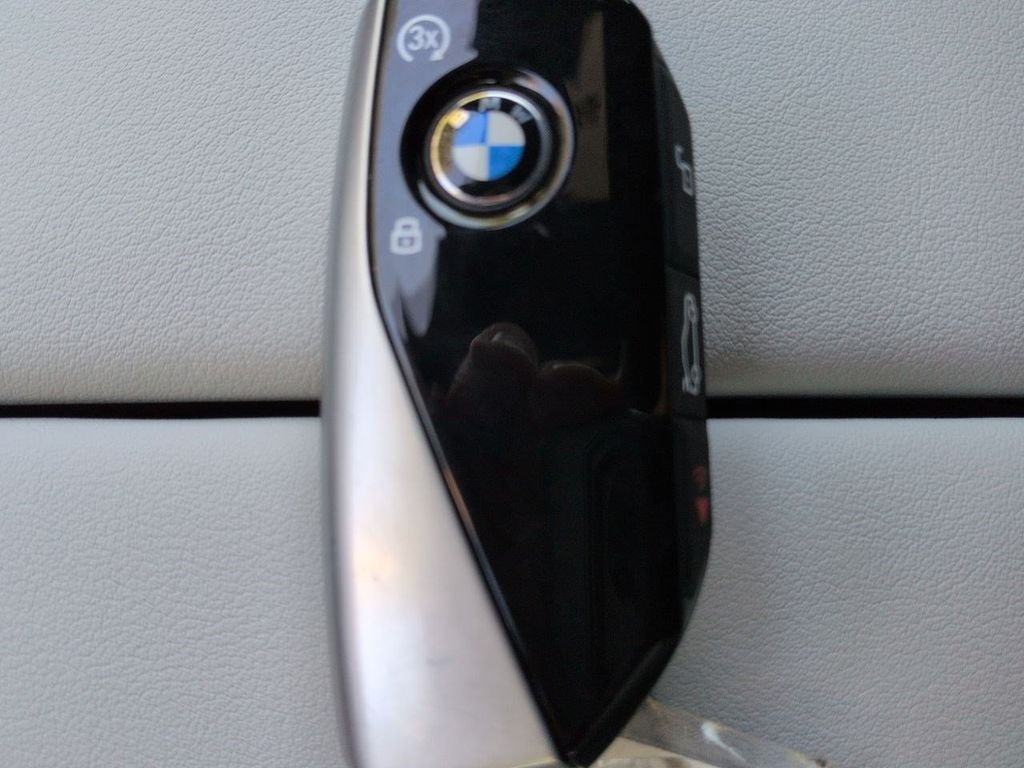 New 2027 Blue BMW xDrive40i image 30