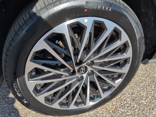 Used 2026 Red Hyundai Calligraphy image 23