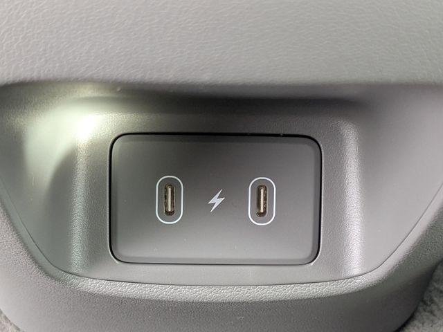New 2026 White Hyundai SEL Sport Premium image 12