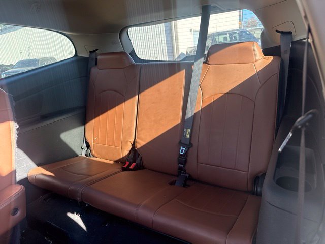Used 2015 White Chevrolet LTZ image 7