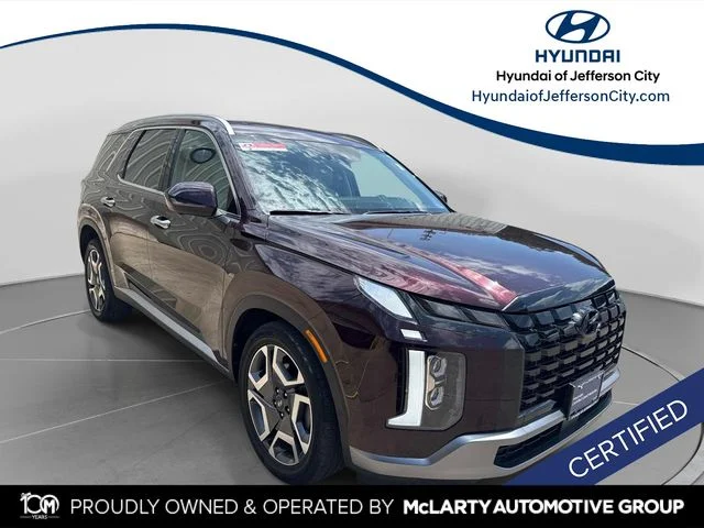 Used 2025 Red Hyundai SEL Premium image 1