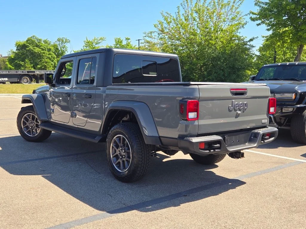 Used 2022 Gray Jeep Overland image 16