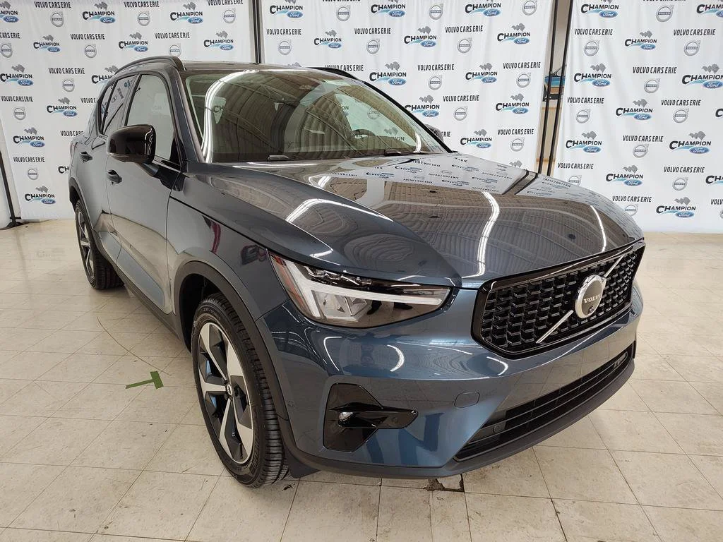 2026 Volvo XC40