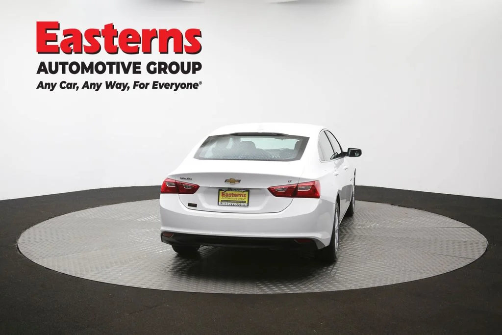 Used 2023 White Chevrolet LT image 38