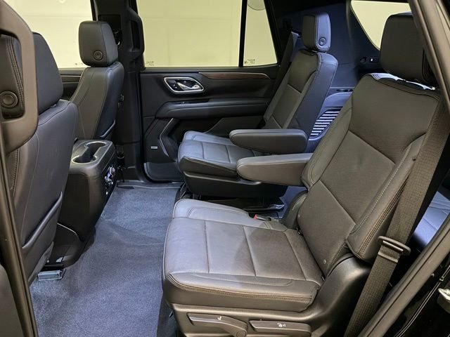 Used 2023 Black Chevrolet High Country image 24
