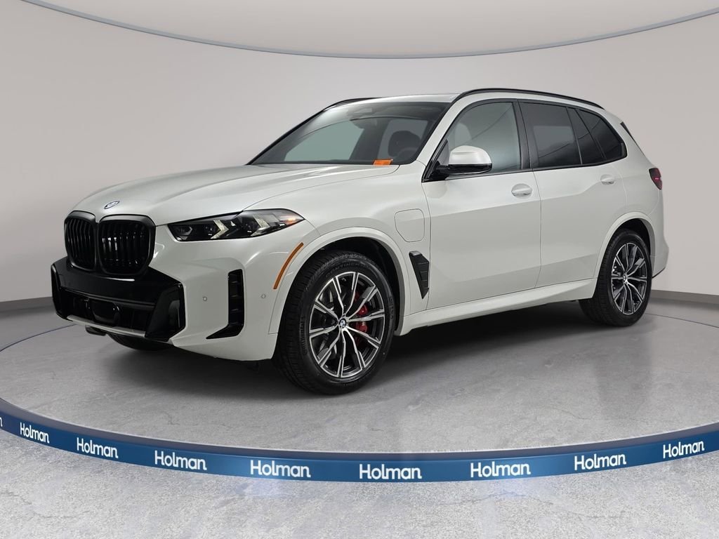 2026 BMW X5 xDrive50e's photo