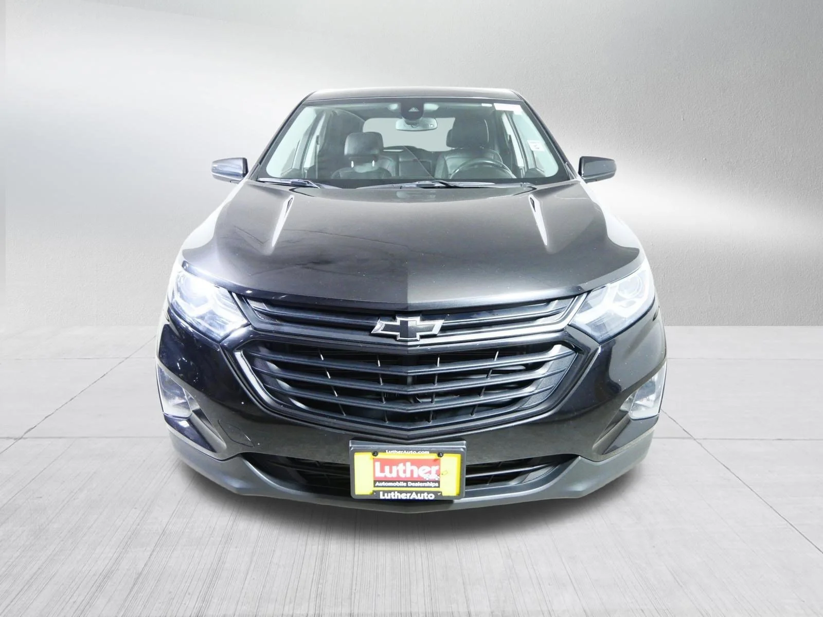 Used 2020 Chevrolet Equinox LT with VIN 2GNAXUEV5L6206977 for sale in Brooklyn Center, Minnesota