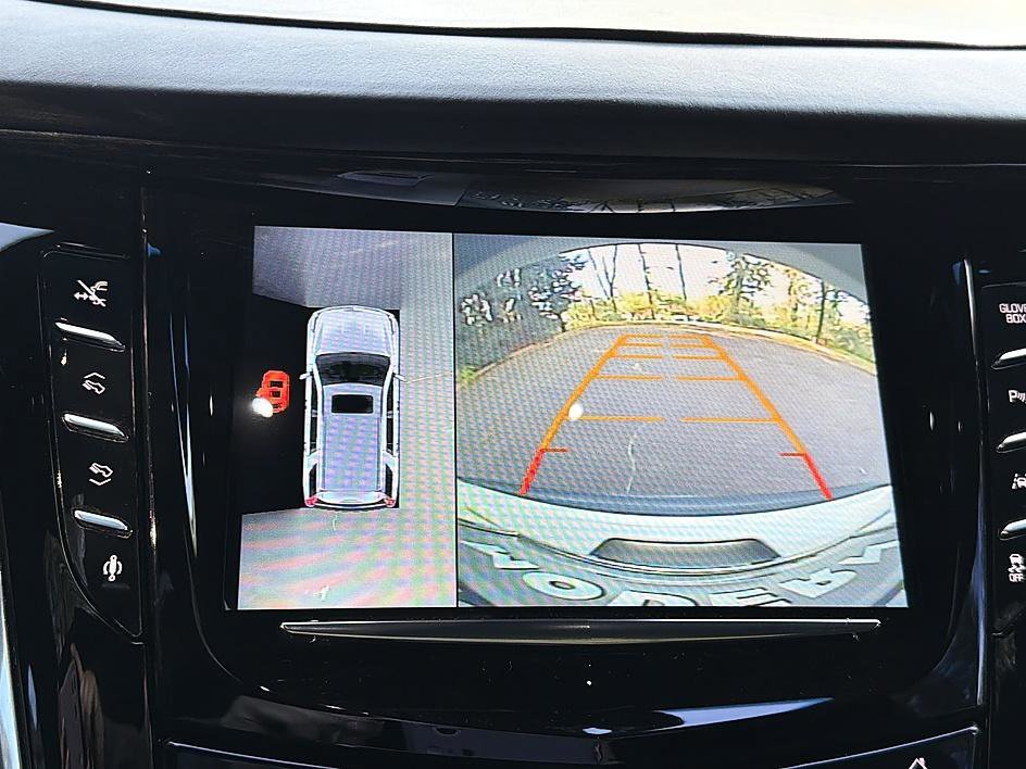 Used 2016 Crystal White Tricoat Cadillac Platinum image 15