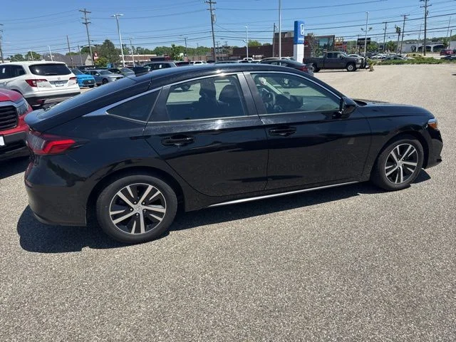 Used 2024 Black Honda LX image 23