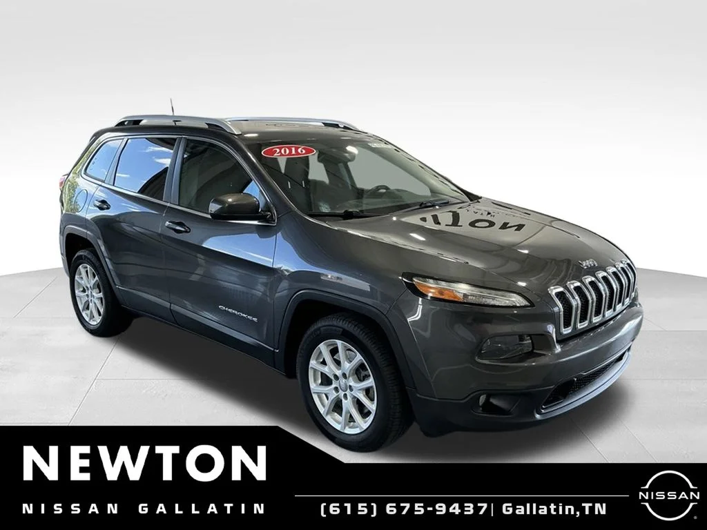 2016 Jeep Cherokee Latitude's photo