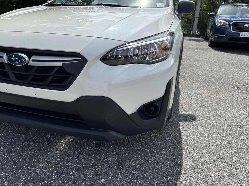 Used 2023 White Subaru Base image 9