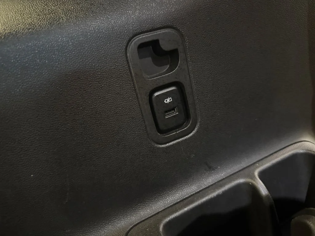 Used 2022 Black Chevrolet LS image 28