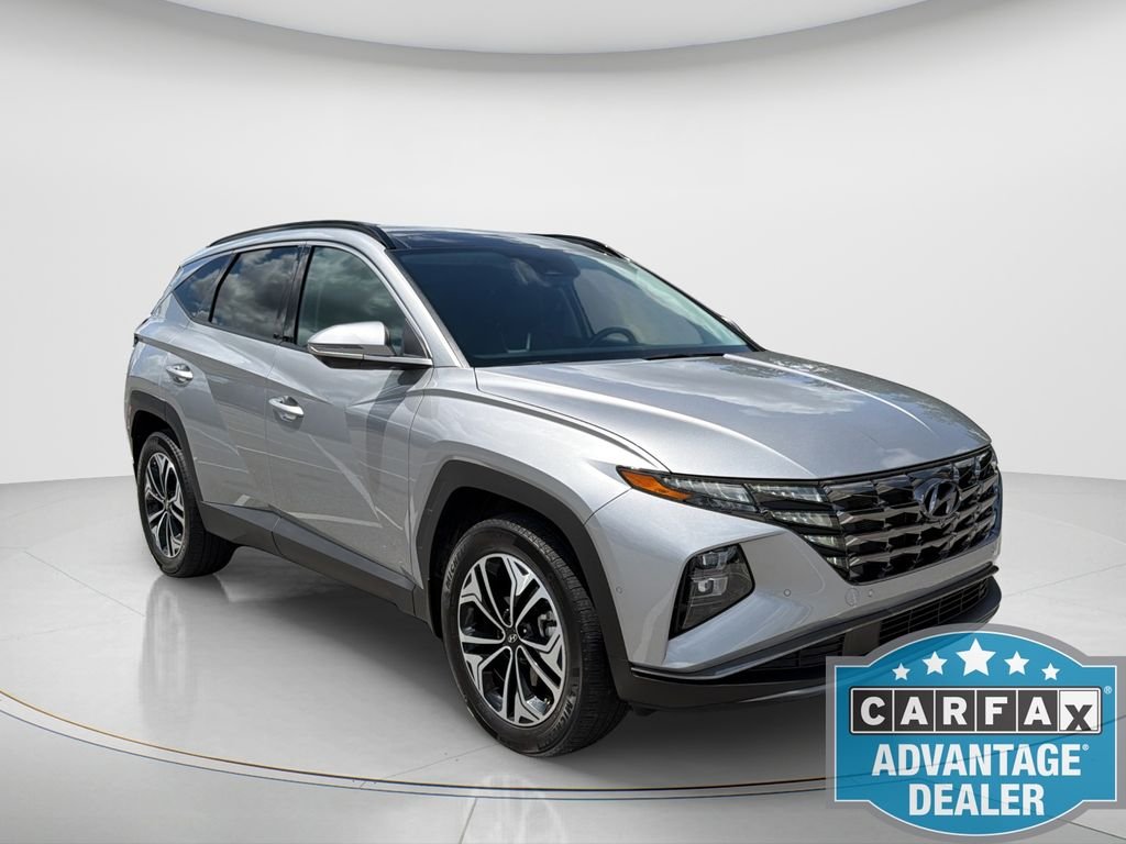 Used 2022 Silver Hyundai Limited image 3